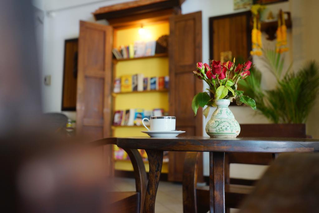 Nonni Guesthouse Chiang Mai Bagian luar foto